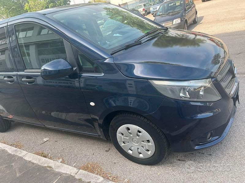 Usata Mercedes Vito 2016 Blu Furgone