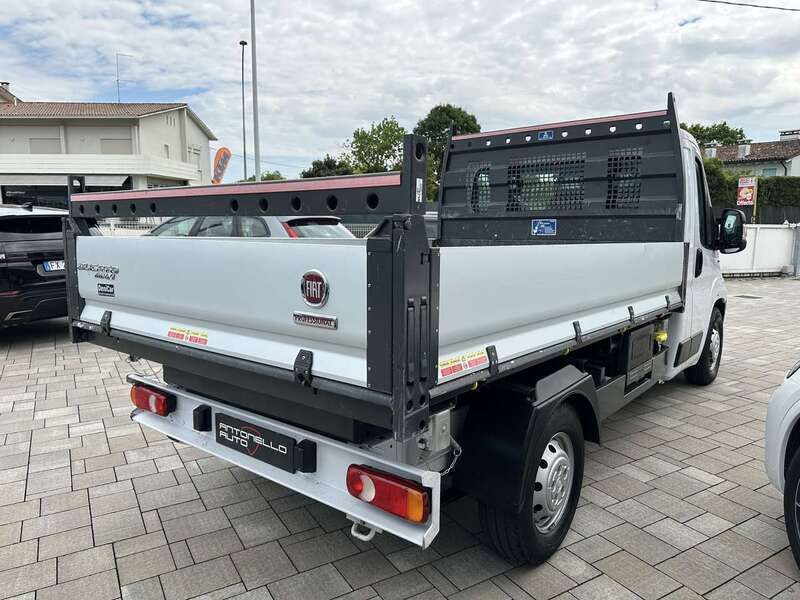 Usata Fiat Ducato 131 CV (96 kW) 2018 Bianco Furgone