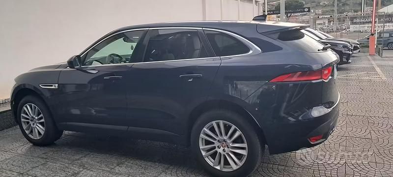Usata Jaguar F-Pace 180 CV (132 kW) 2017 Blu SUV
