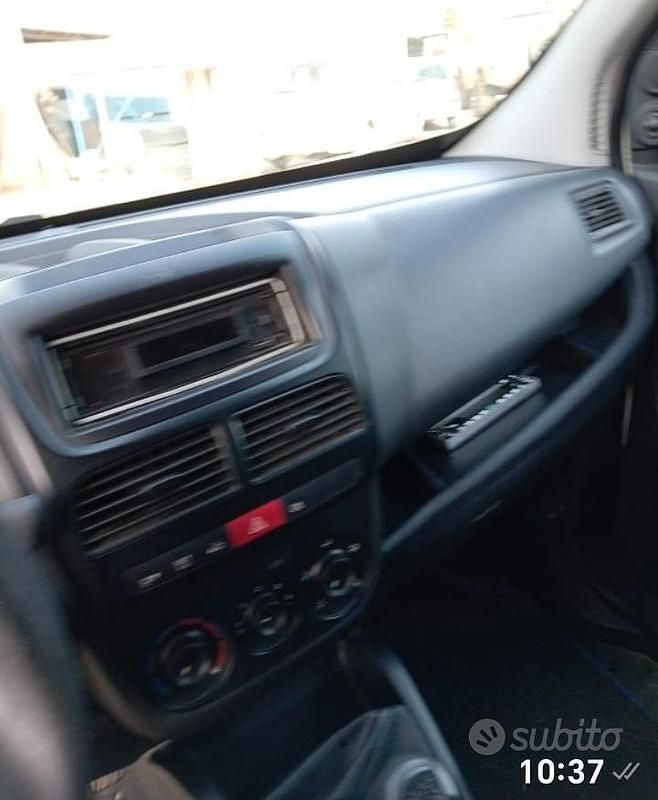 Usata Fiat Doblò 2011 Bianco Monovolume