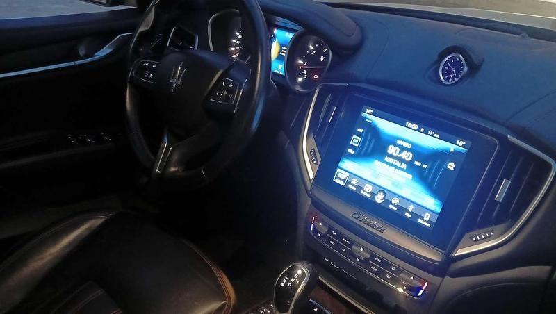 Usata Maserati Ghibli 250 CV (183 kW) 2017 Berlina