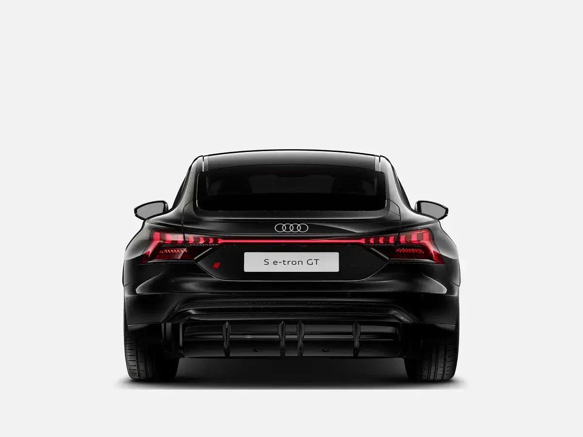 Nuova Audi e-tron GT quattro Comfort 163 kW (222 CV) 2026 Nero mythos metallizzato Berlina
