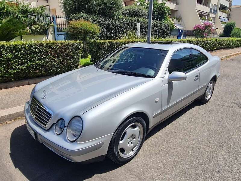 Usato 1999 Mercedes CLK200 2.0 Benzin 192 CV (9.000 €)