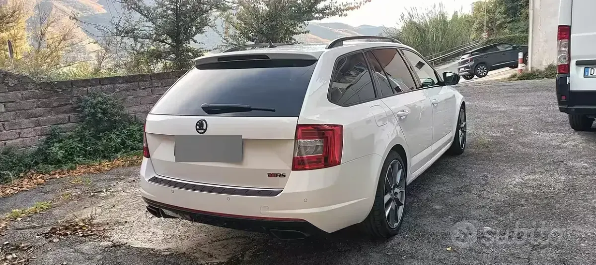 Usata Skoda Octavia RS 184 CV (135 kW) 2016 Bianco Station wagon