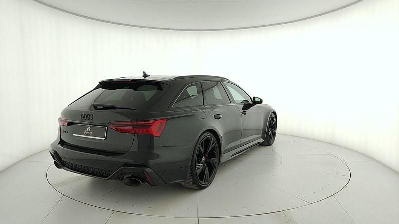 Usata Audi RS6 600 CV (441 kW) 2022 Nero Station wagon