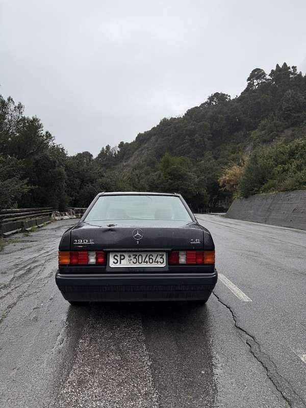 Usata Mercedes 190 109 CV (80 kW) 1991 Berlina