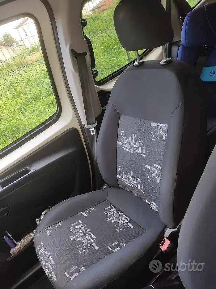 Usata Fiat Qubo Trekking 75 CV (55 kW) 2014 Bianco Monovolume
