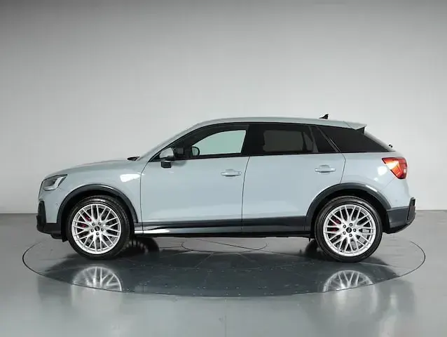 Usata Audi Q2 S-Line 190 CV (139 kW) 2025 Grigio freccia perla SUV