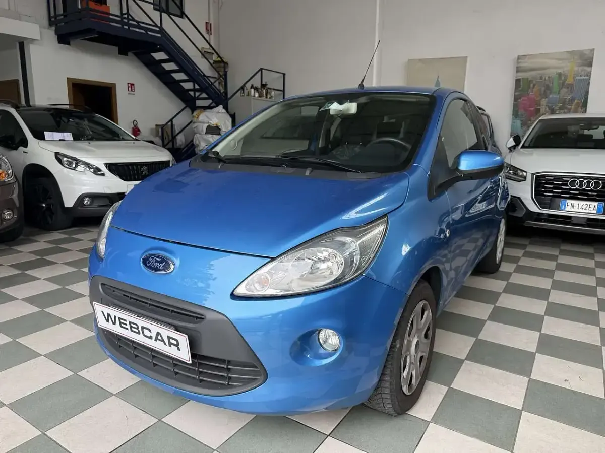 Usata Ford Ka Titanium 69 CV (50 kW) 2013 Blu/azzurro Utilitaria