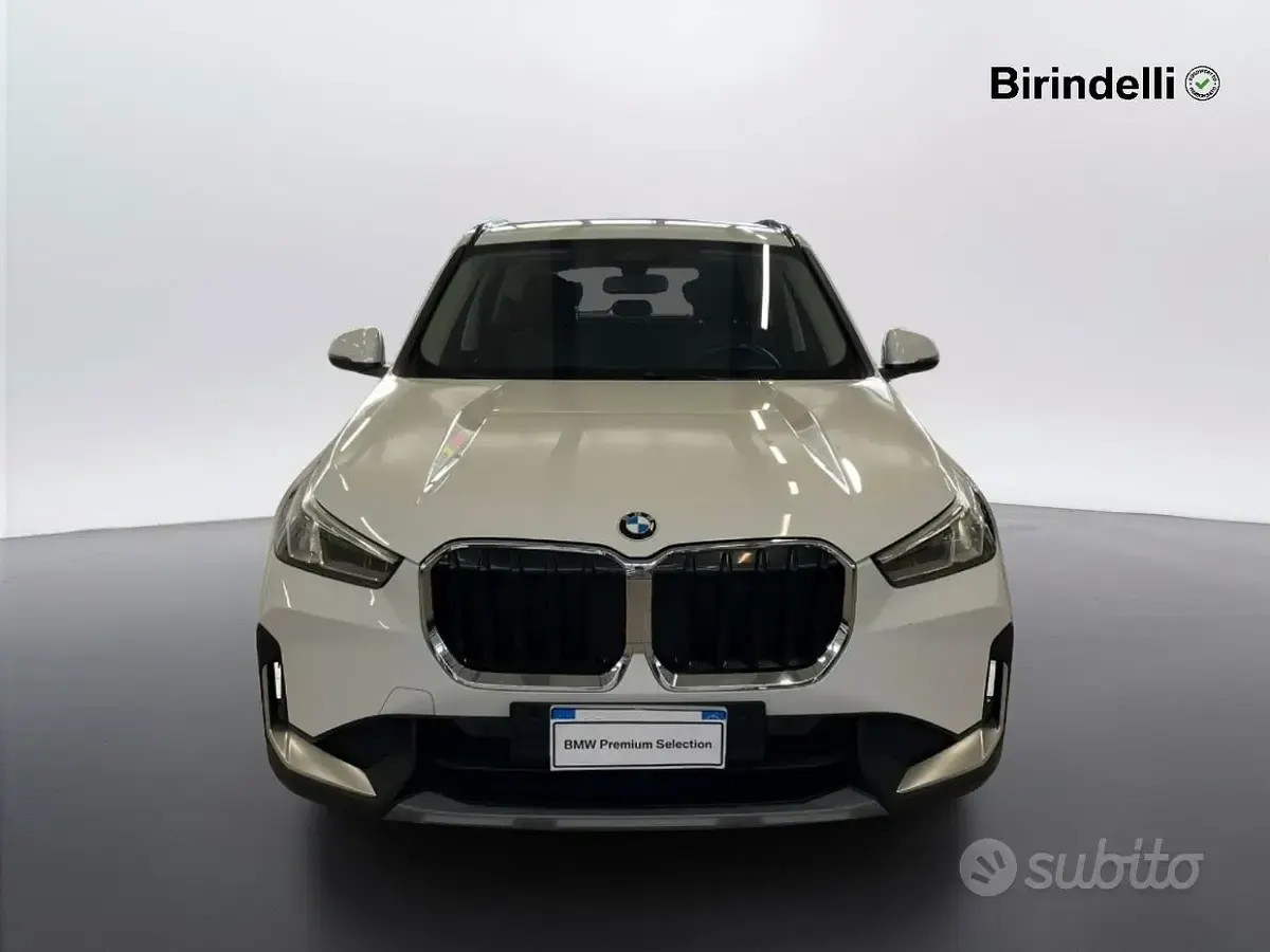 Usata BMW X1 Performance 150 CV (110 kW) 2023 Alpin white pastello SUV