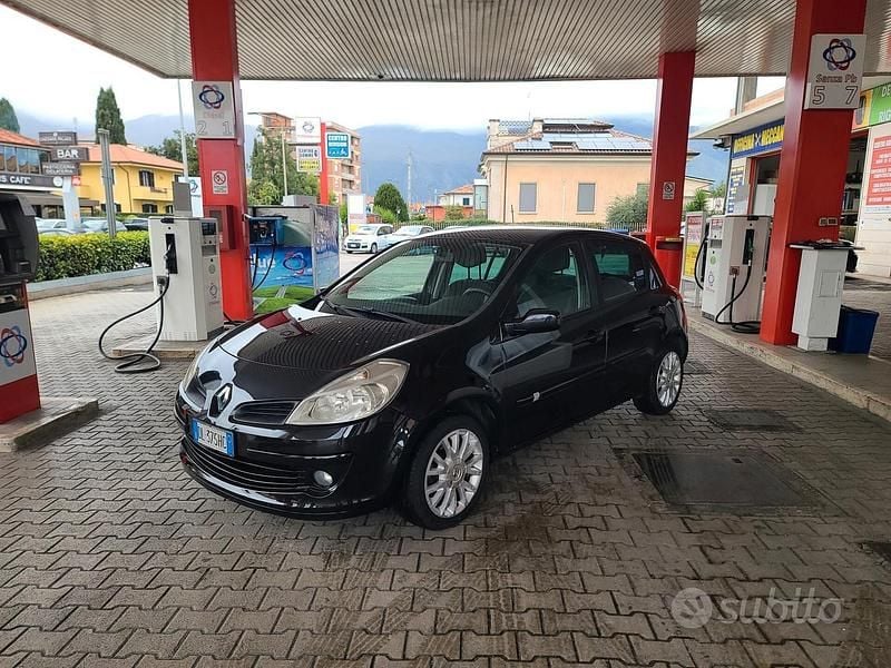 Usata Renault Clio II 85 CV (62 kW) 2007 Nero Berlina
