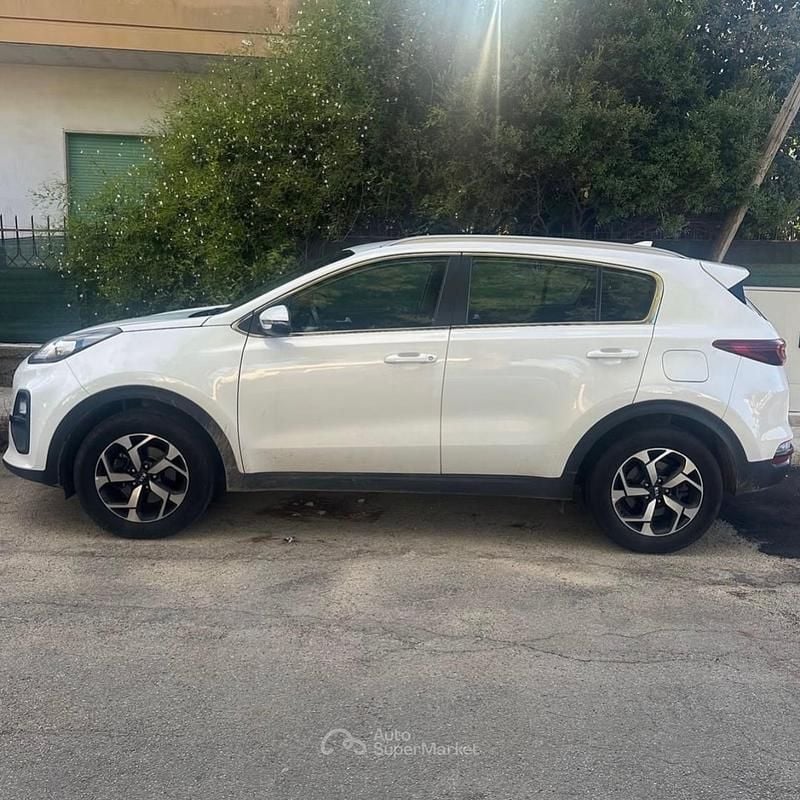 Usata Kia Sportage Comfort 136 CV (100 kW) 2021 Bianco SUV