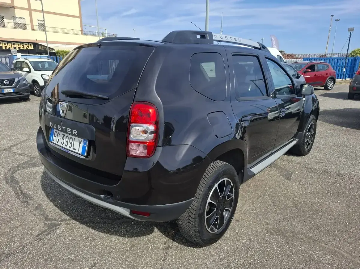 Usata Dacia Duster 109 CV (80 kW) 2016 Nero SUV