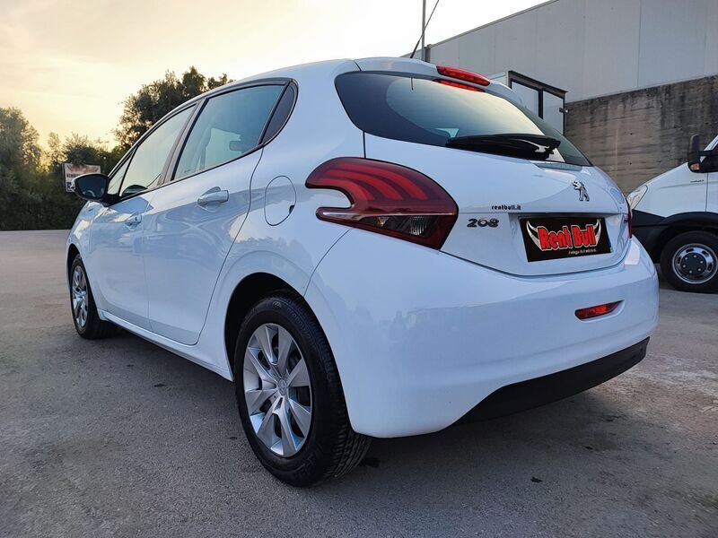 Usato 2016 Peugeot 208 1.6 Diesel 75 CV (5.749 €)