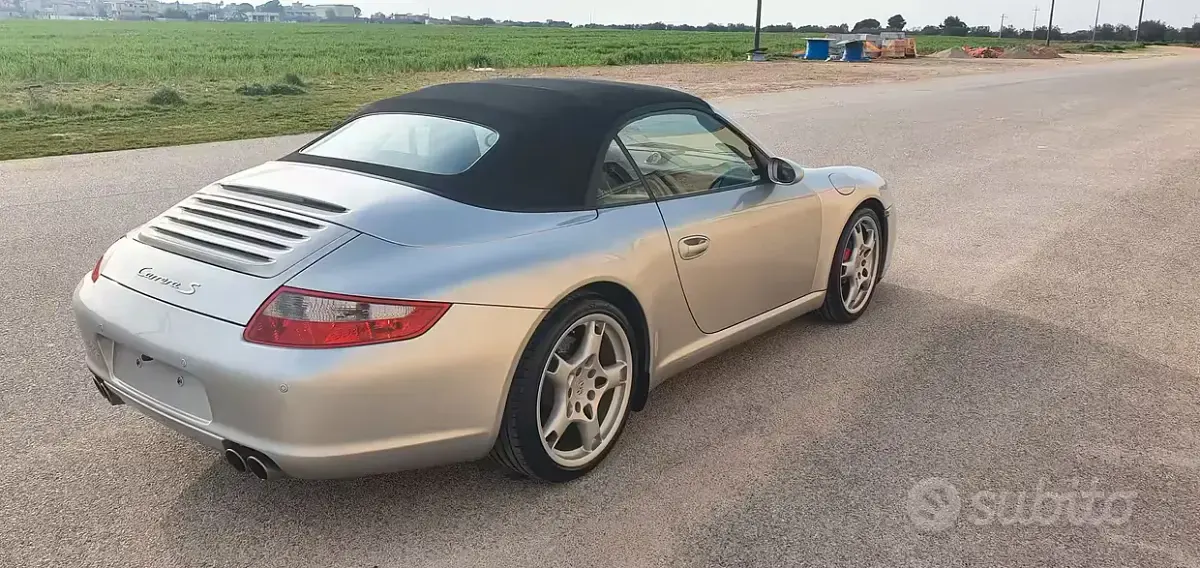 Usata Porsche 911 Carrera S Cabriolet 355 CV (261 kW) 2006 Grigio Cabrio