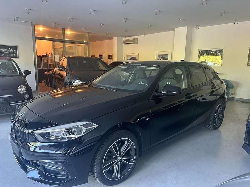 Nero Usata 2022 BMW 118 M Sport Due volumi | 22.951 € (Super prezzo) - Immagine 1/4