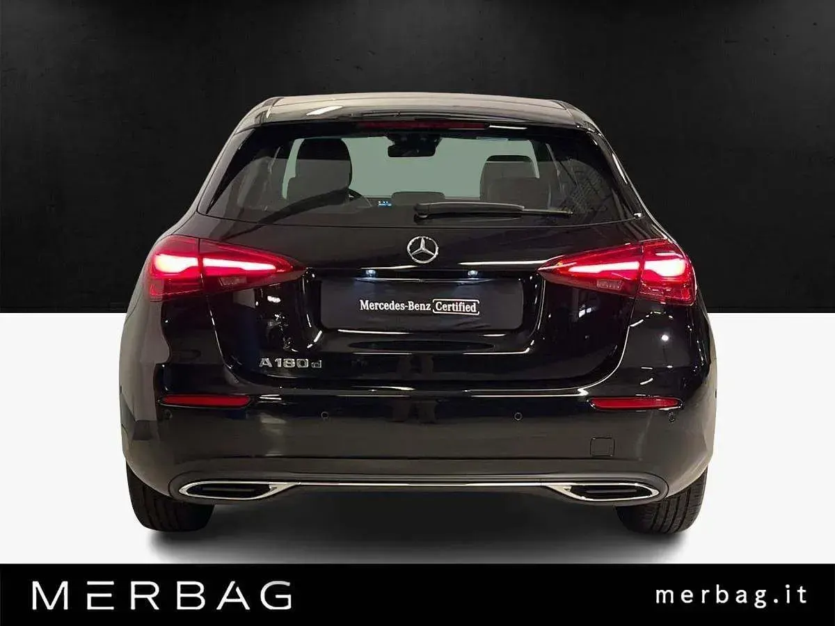 Usata Mercedes A180 Progressive 116 CV (85 kW) 2026 Nero Berlina