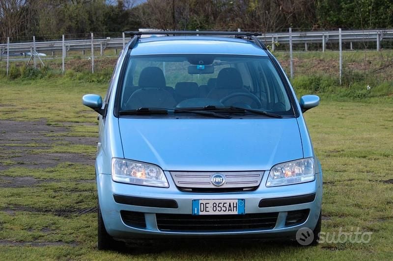 Usata Fiat Idea 70 CV (51 kW) 2007 Blu Monovolume