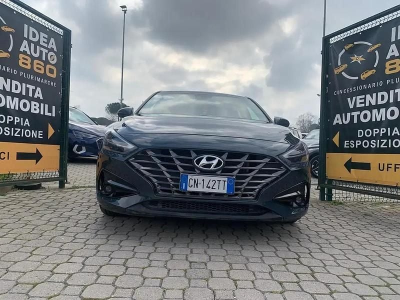 Usata Hyundai i30 Prime 120 CV (88 kW) 2023 Blu/azzurro Berlina