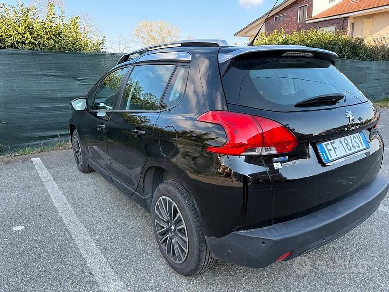 Usata Peugeot 2008 75 CV (55 kW) 2016 Nero SUV