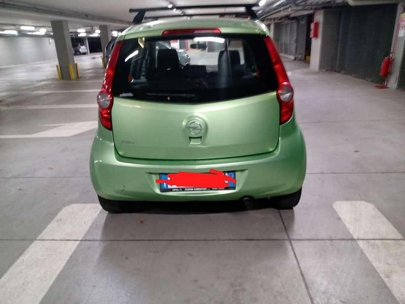 Usata Opel Agila Enjoy 86 CV (63 kW) 2009 Utilitaria