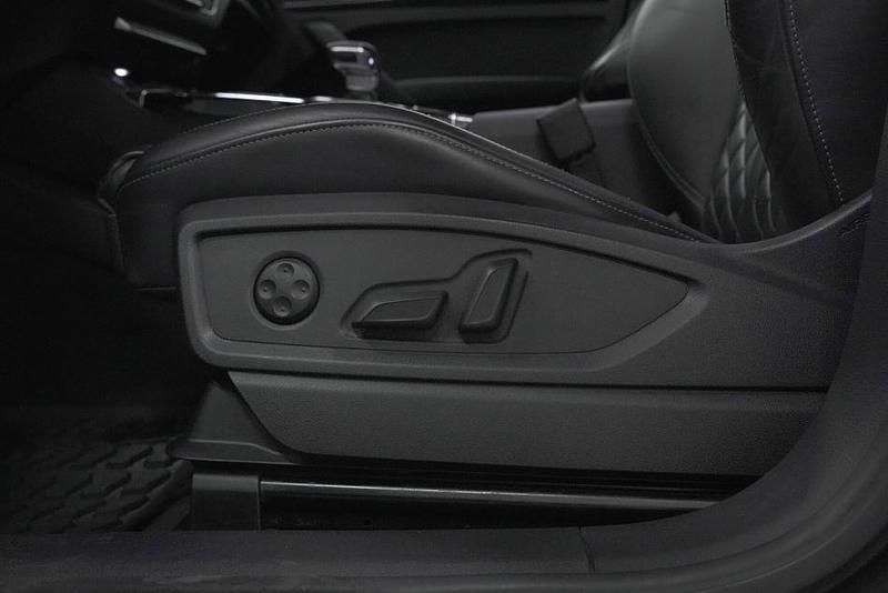 Usata Audi SQ5 Sport 341 CV (250 kW) 2022 Grigio daytona perla SUV