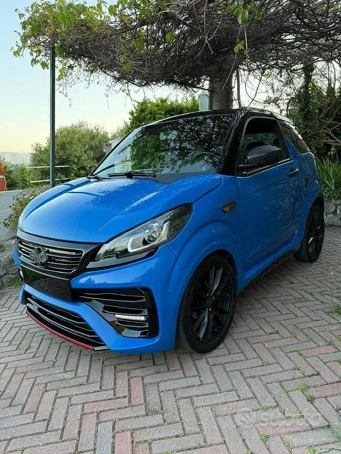 Usata Ligier JS50 2023 Blu Utilitaria
