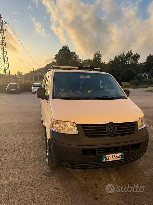 Usata VW T5 105 CV (77 kW) 2005 Bianco Furgone