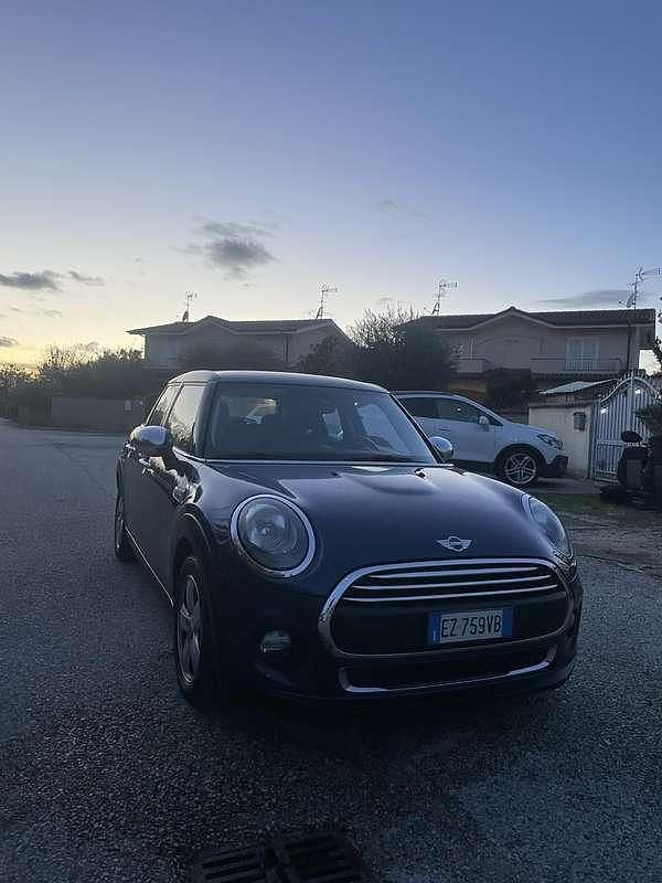 Usata Mini One D Business 95 CV (69 kW) 2015 Utilitaria