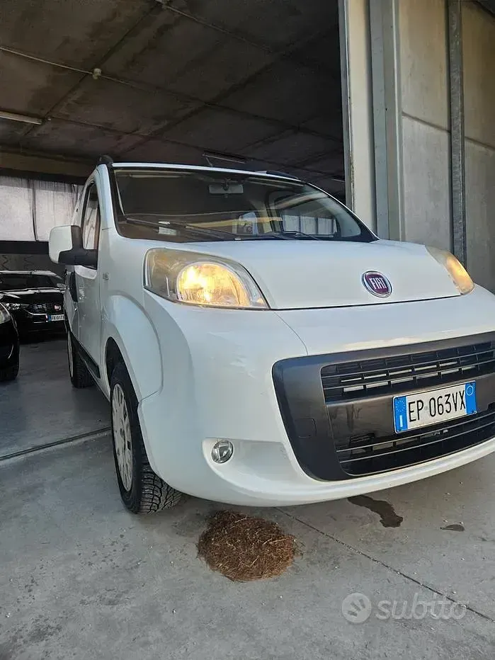 Usata Fiat Qubo Active 70 CV (51 kW) 2013 Bianco Monovolume