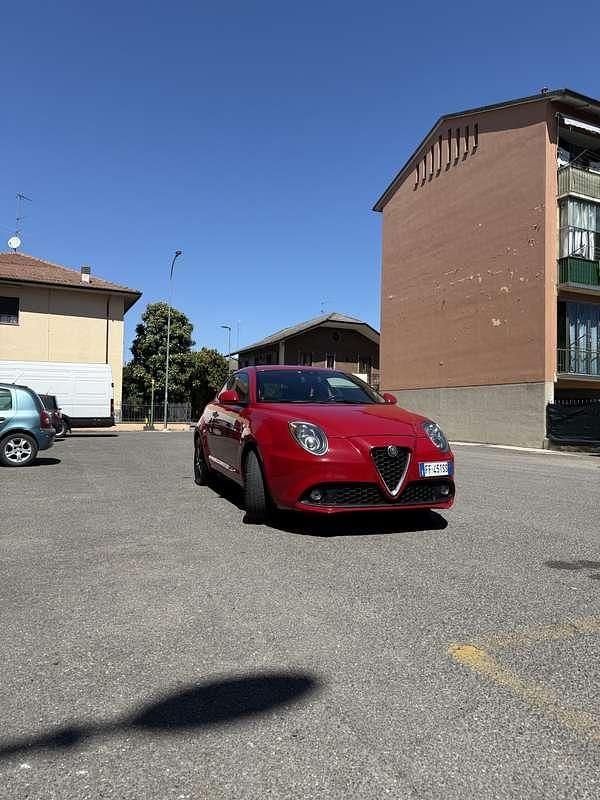 Usata Alfa Romeo MiTo 77 CV (56 kW) 2018 Utilitaria