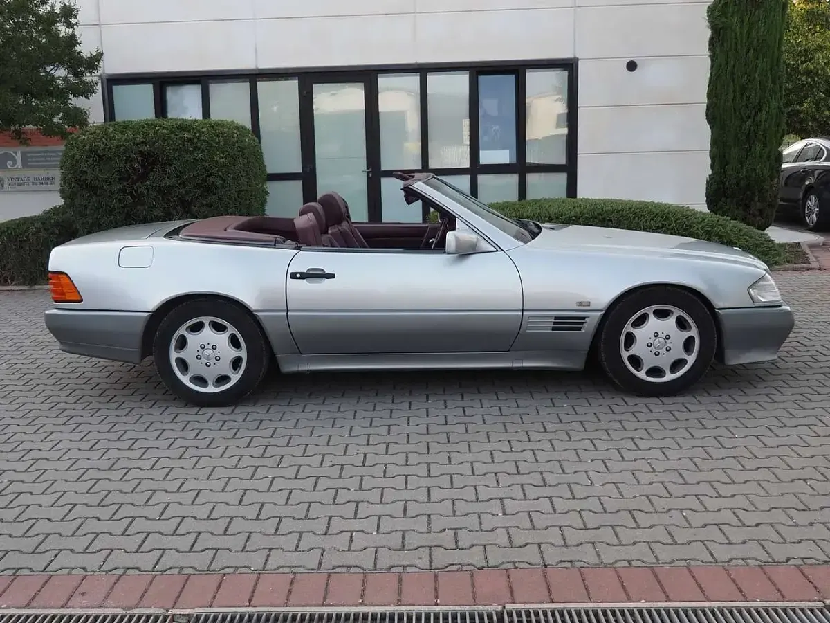 Usata Mercedes SL320 231 CV (169 kW) 1993 Argento Cabrio