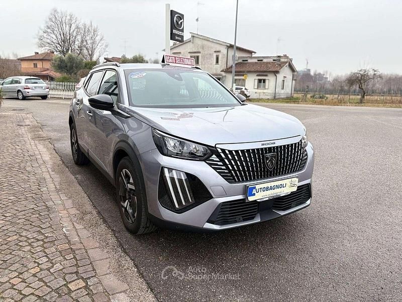 Usata Peugeot 2008 Allure 102 CV (75 kW) 2025 Grigio SUV