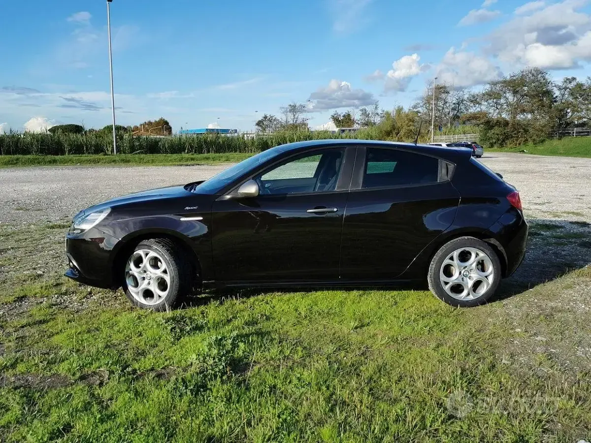 Usata Alfa Romeo Giulietta Sprint 105 CV (77 kW) 2015 Nero Utilitaria