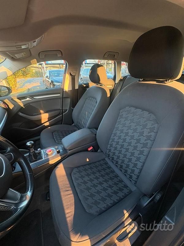 Usata Audi A3 Sportback 105 CV (77 kW) 2016 Marrone Utilitaria