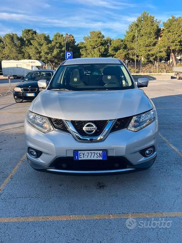 Usata Nissan X-Trail 131 CV (96 kW) 2015 Grigio SUV