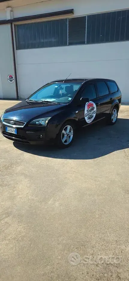 Usata Ford Focus 114 CV (83 kW) 2005 Blu Station wagon