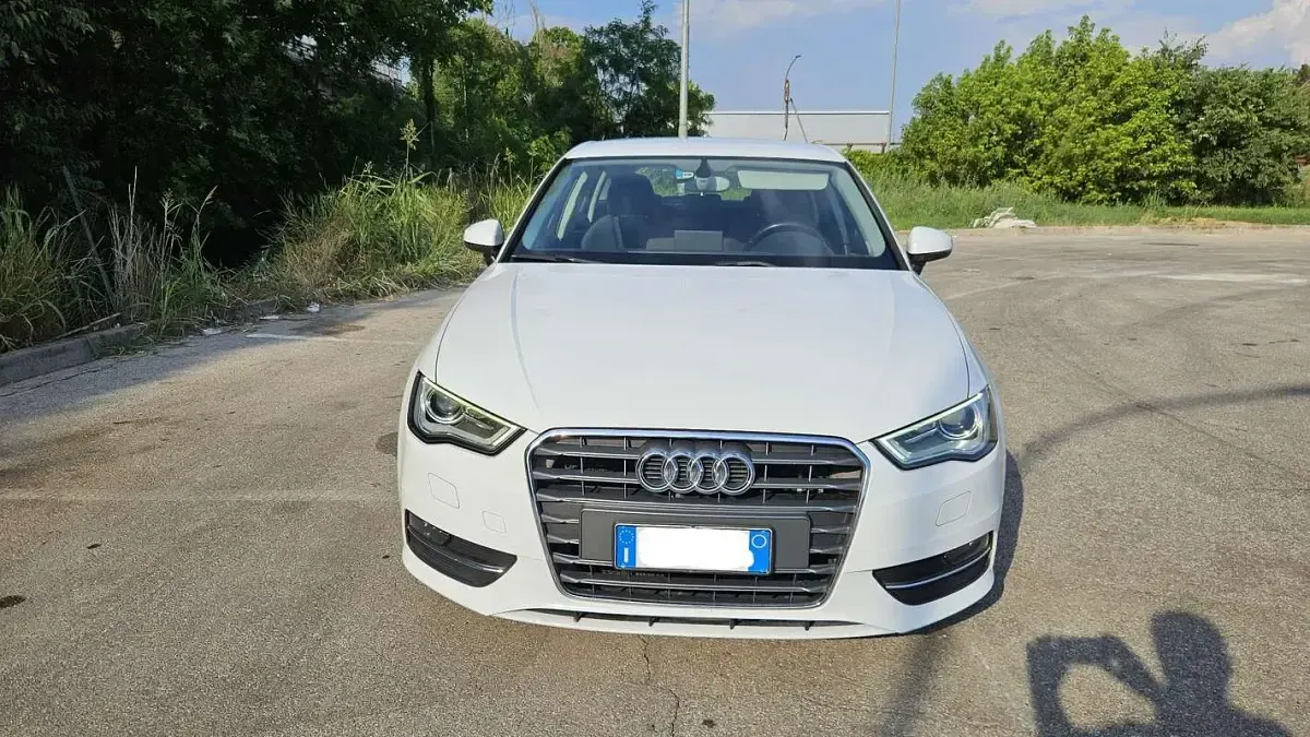 Usata Audi A3 Business 105 CV (77 kW) 2014 Berlina