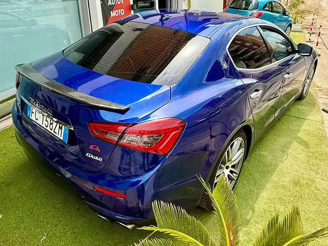 Usata Maserati Ghibli 411 CV (302 kW) 2016 Blu Berlina