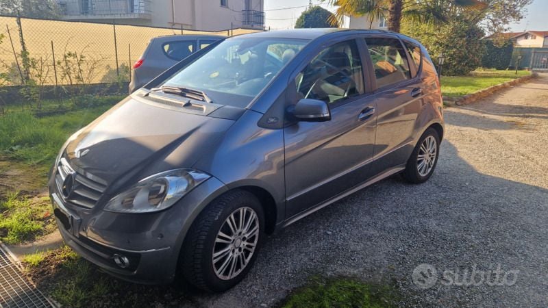 Usata Mercedes A160 Edition 95 CV (69 kW) 2009 Grigio Monovolume