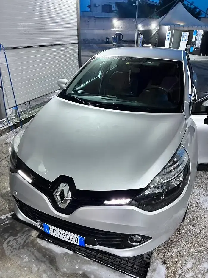 Usata Renault Clio IV 75 CV (55 kW) 2016 Grigio Berlina
