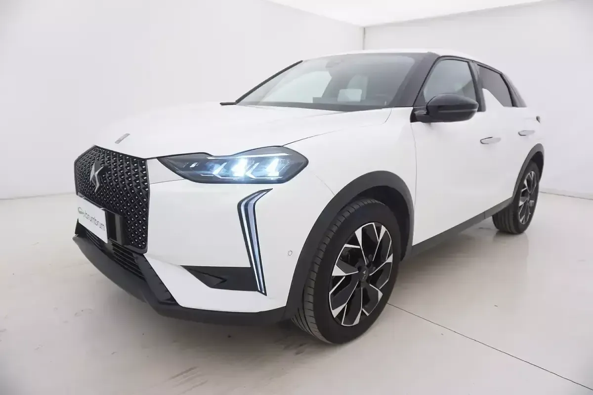 Usata DS Automobiles DS3 Crossback Opera 131 CV (96 kW) 2024 Biancobianco SUV