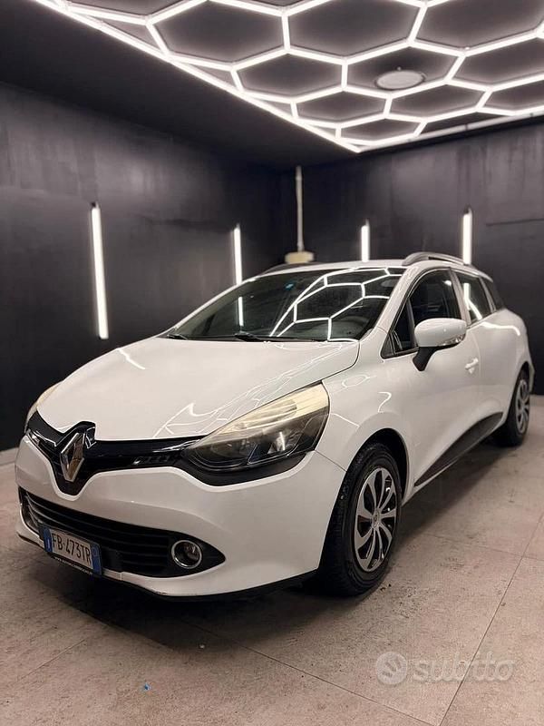 Usata Renault Clio GrandTour 75 CV (55 kW) 2015 Bianco Station wagon