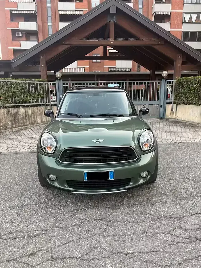 Usata Mini Countryman 111 CV (81 kW) 2016 Verde SUV