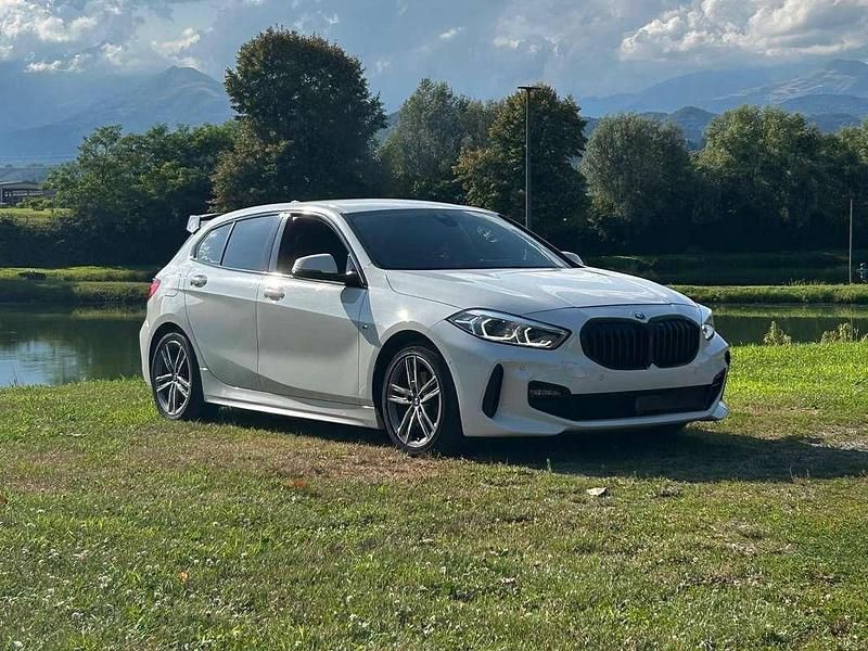 Bianco Usata 2024 BMW 116 M Sport Due volumi | 24.500 € (Ottimo prezzo) - Immagine 1/4