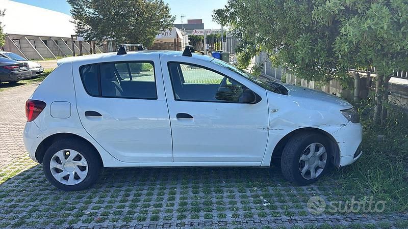 Usata Dacia Sandero 75 CV (55 kW) 2018 Bianco Berlina