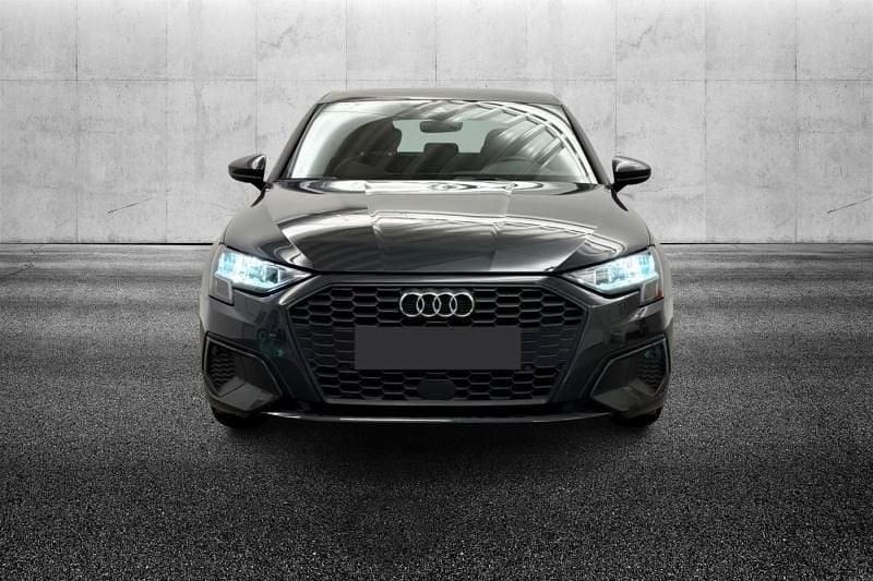 Usata Audi A3 e-tron Design 204 CV (150 kW) 2022 Grigio metallizzato Utilitaria