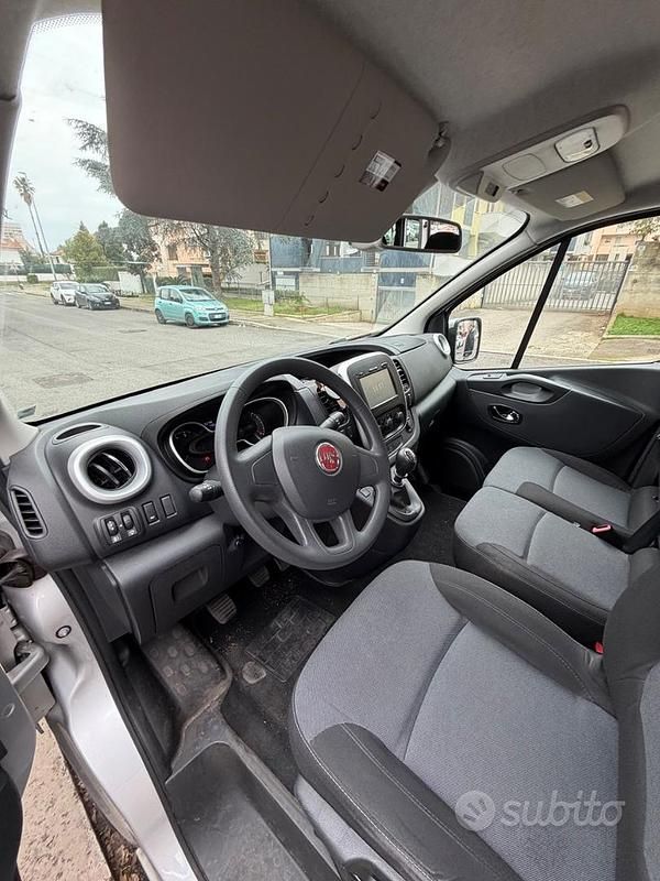 Usata Fiat Talento 145 CV (106 kW) 2018 Grigio Monovolume