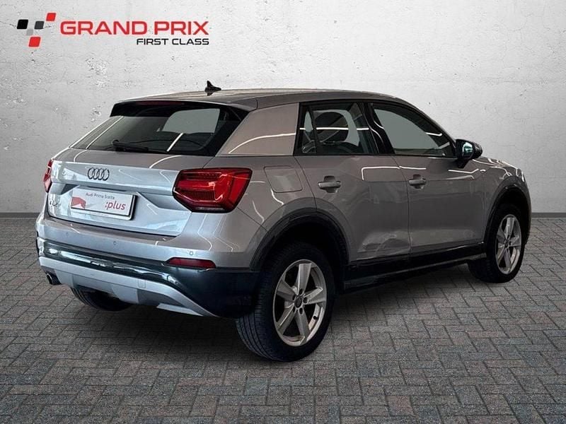 Usata Audi Q2 Admired 116 CV (85 kW) 2020 Argento SUV