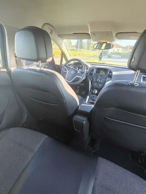 Usata Opel Astra Cosmo 110 CV (80 kW) 2015 Berlina